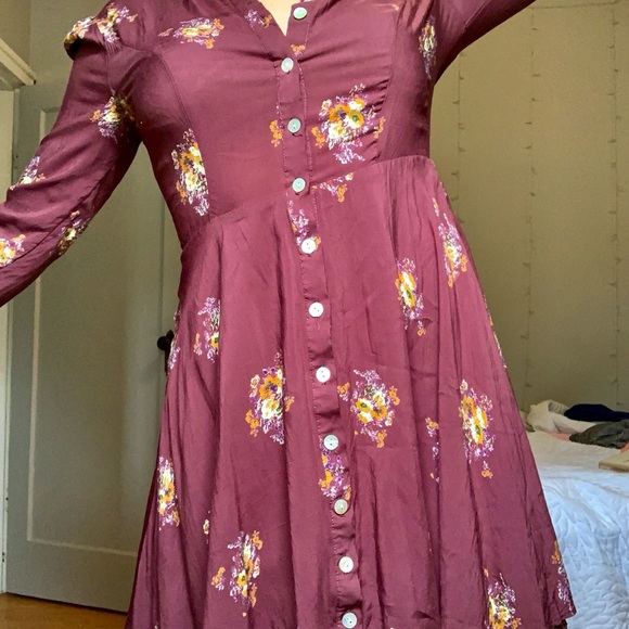 Urban Outfitters Floral Dress - Picture 3 of 3